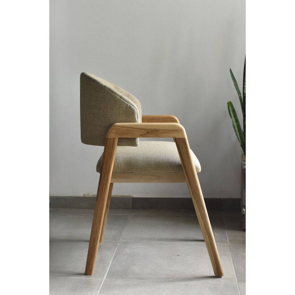 Silla Roma con Apoyabrazos Lino Spazio Linen Madera Petiribi Stock entrega inmediata