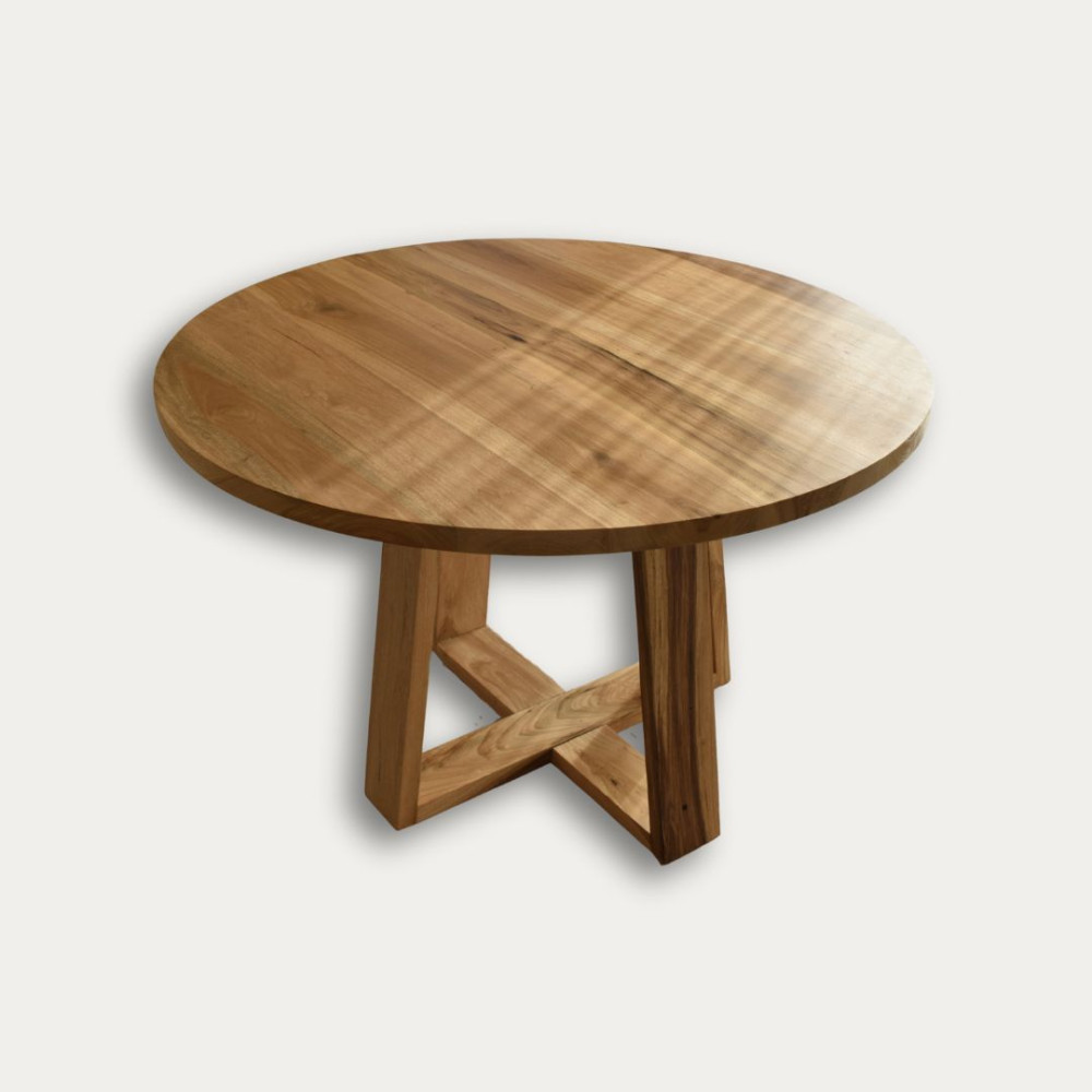 Mesa comedor Victoria madera maciza petiribi Mesa comedor Victoria madera maciza petiribi